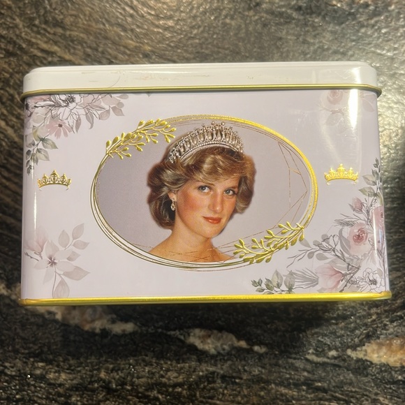 Lady Di Princess of Wales trinket BOX Diana English breakfast tea COLLECTOR TIN - Picture 11 of 12